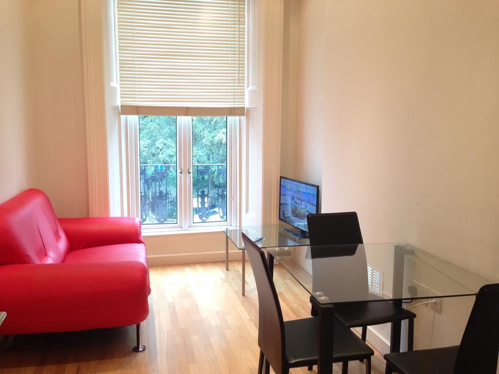 Hyde Park Apartment London Room photo